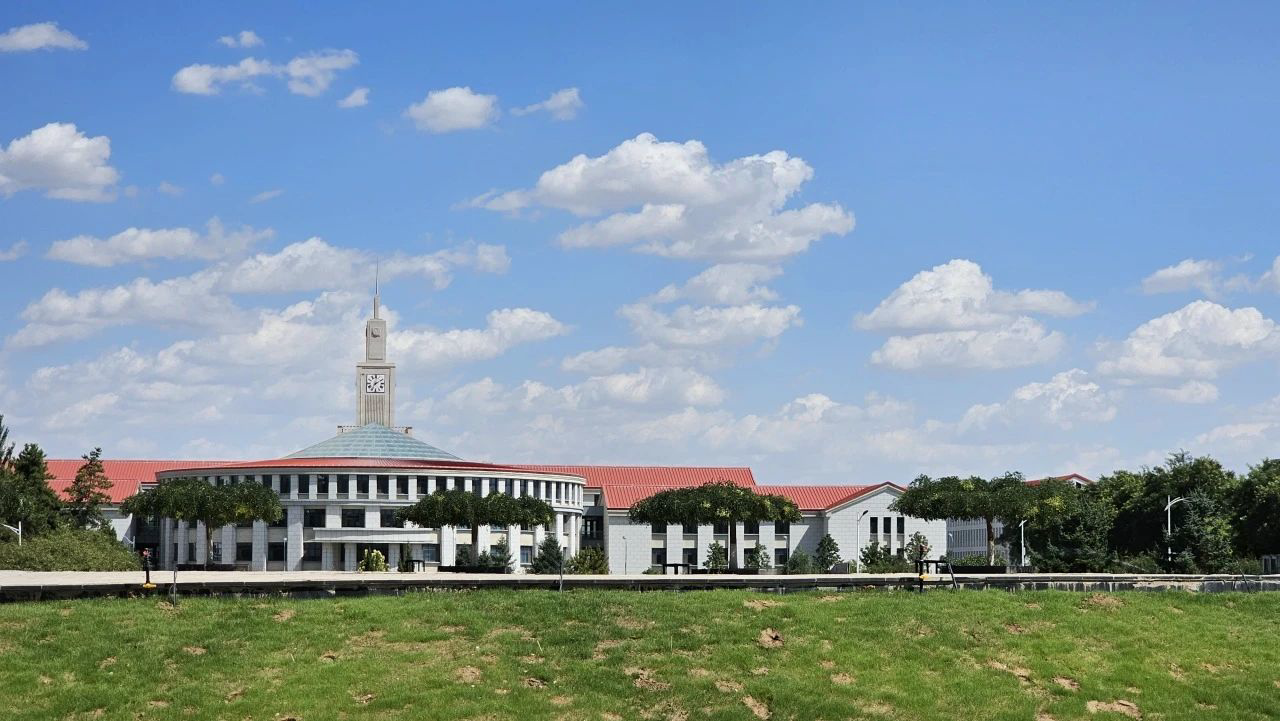 兰州大学外国语学院